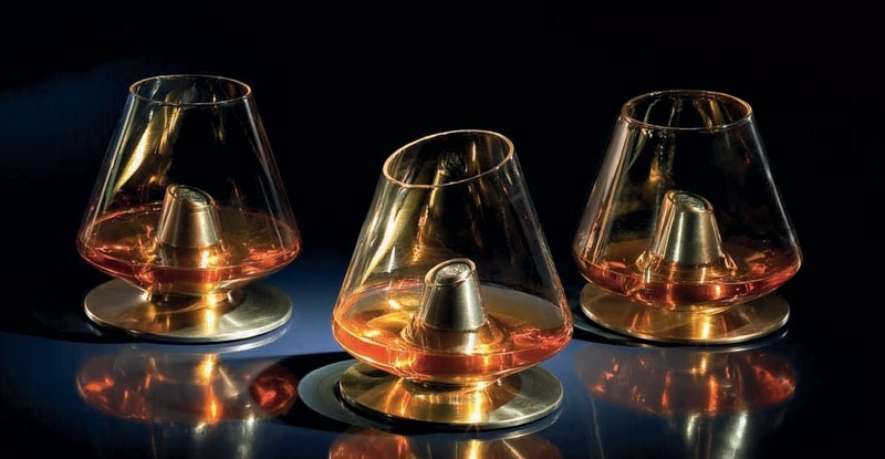Illustration for article titled There's a Hole in This Whiskey Glass